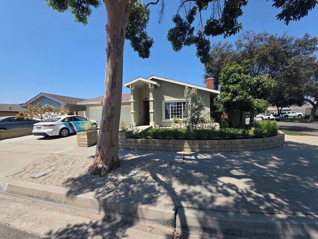 Building Photo - 12947 Arabella Pl