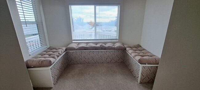 Building Photo - This Solid Build Home is Affordable & Spacious