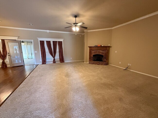 Building Photo - COMING SOON- 3 Bedroom With Whole House Generator, Bonus Room, Pet Friendly