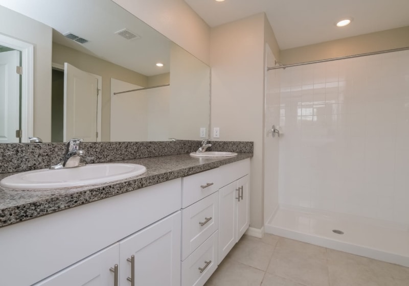 Building Photo - 107 Grinnell Pl