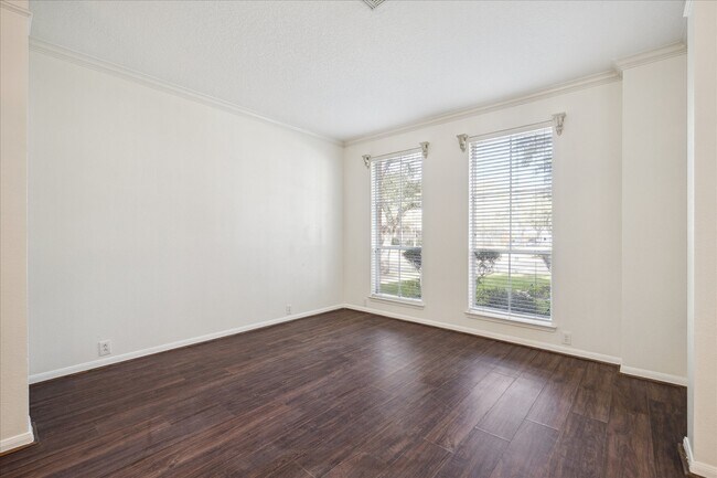 Building Photo - 12831 Dove Point Ln