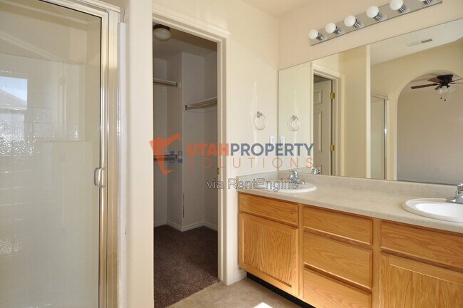 Building Photo - 6706 Chiswick Ct