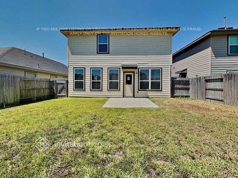 Building Photo - 18718 Charter Elm Dr