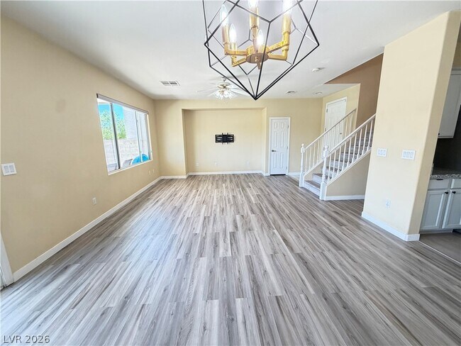 Building Photo - 5360 Cielo Oro St