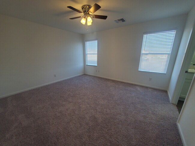 Building Photo - 1860 Yance Dr