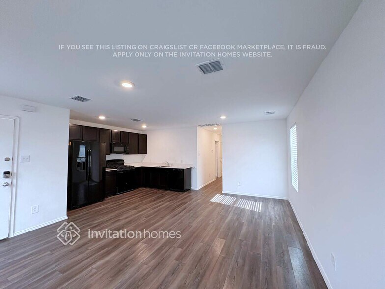 Building Photo - 3054 Wallace Wls Ct