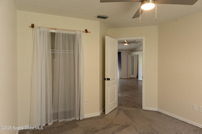 Building Photo - 1572 Holbrook Rd NW