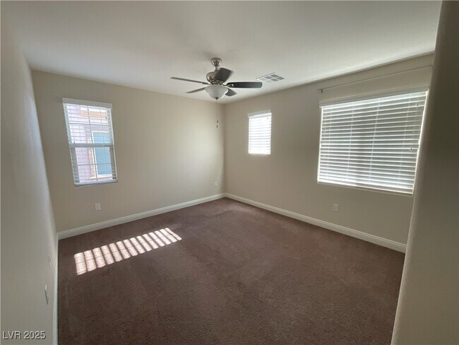 Building Photo - 2171 Tortona St