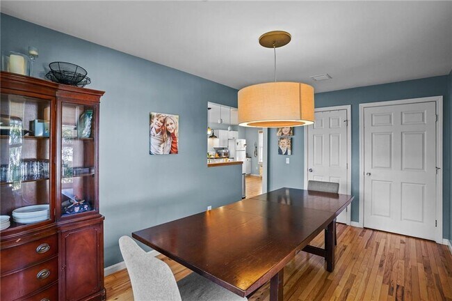 Building Photo - 31 Smith St