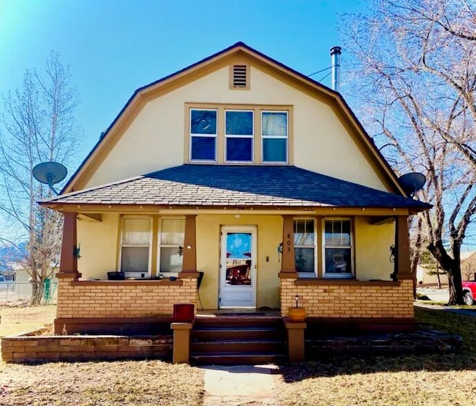 Building Photo - 403 E Montezuma Ave