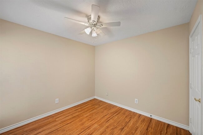 Building Photo - 14154 Whispering Palms Dr