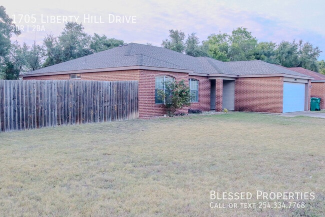 Building Photo - 1705 Liberty Hill Dr