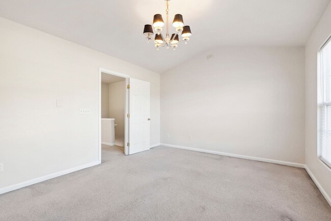 Building Photo - Prime Morrisville Location – Updated 3BR Townhome in Walnut Woods