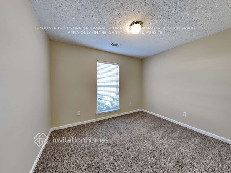 Building Photo - 4042 Parks Rd