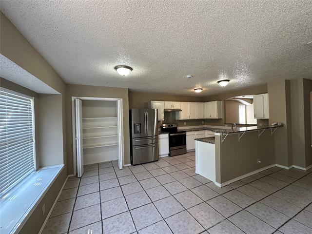 Building Photo - 6109 Cypress Dr