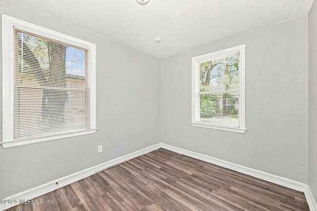 Building Photo - 2175 W 16th St
