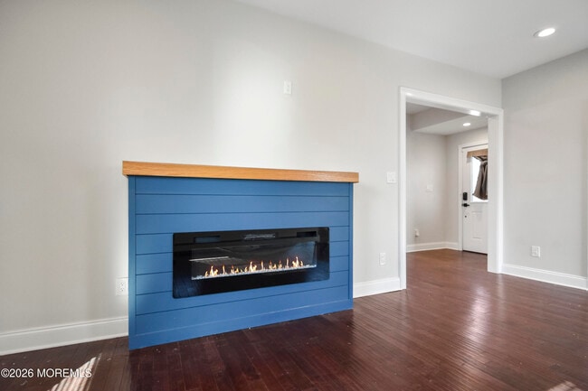 Building Photo - 108 Morris Ave