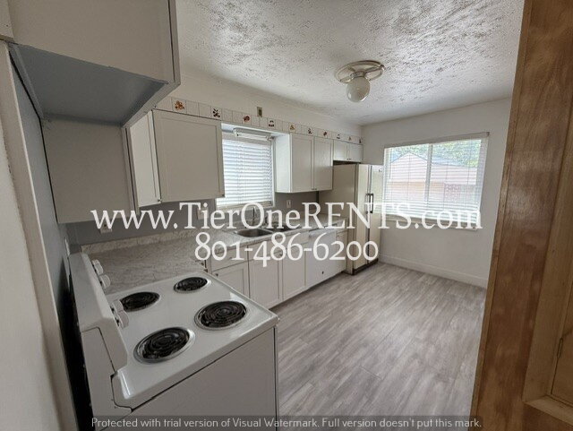 Building Photo - NO DEPOSIT option for qualified renters