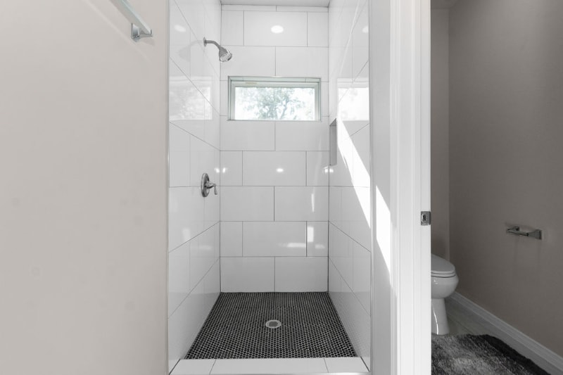 Building Photo - 110 Turner St