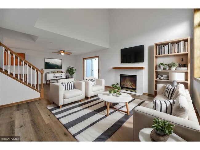 Building Photo - 17397 Glacier Wy