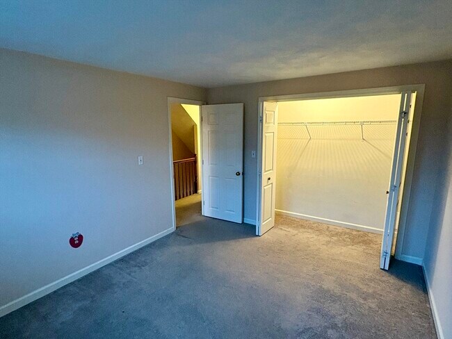 Building Photo - 224 Park St