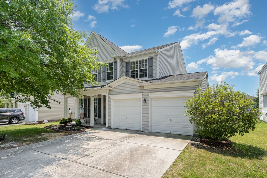 Building Photo - 10901 Claude Freeman Dr