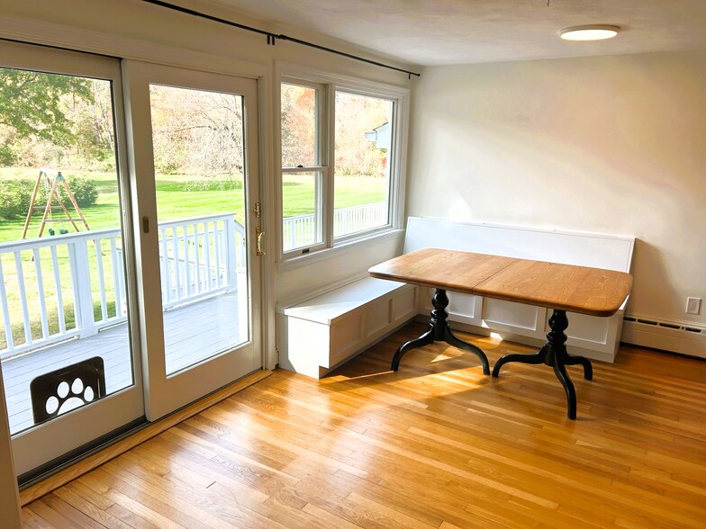 Building Photo - 39 Jackson St