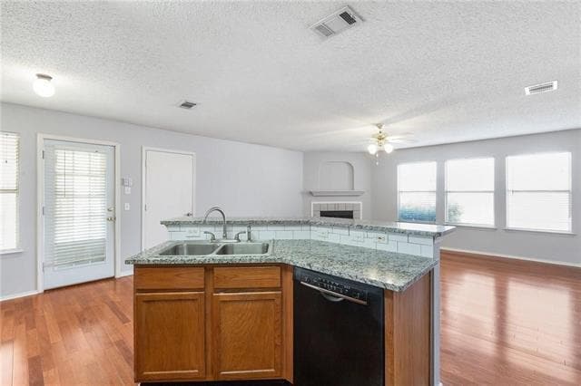 Building Photo - 921 Thistle Cir