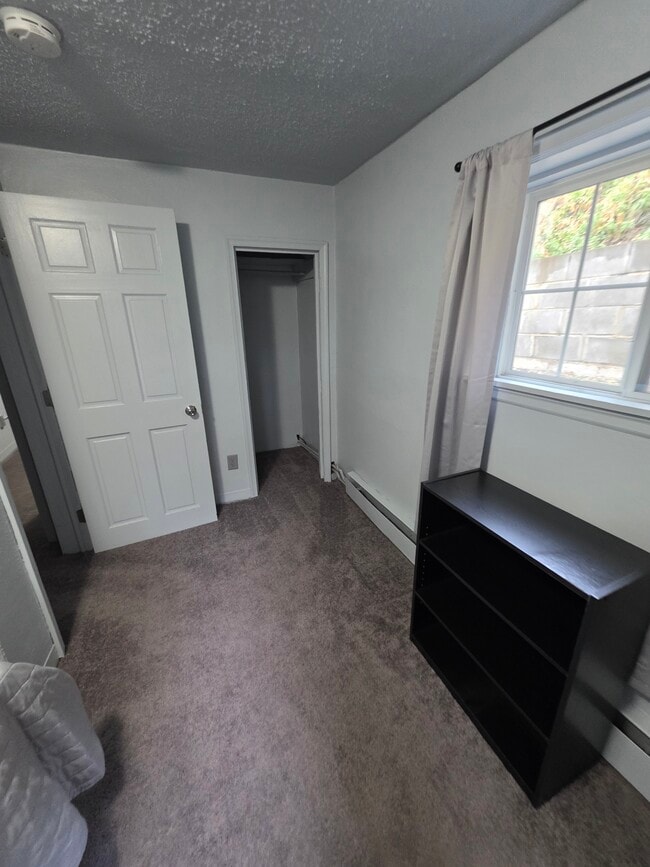 Building Photo - 505 S 10th St