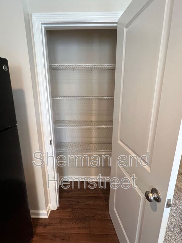 Building Photo - 606 Joiner Cir