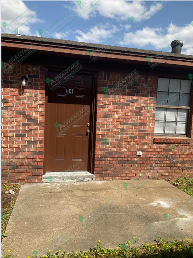 Building Photo - Coming Soon: 2-Bedroom, 1-Bathroom Apartme...