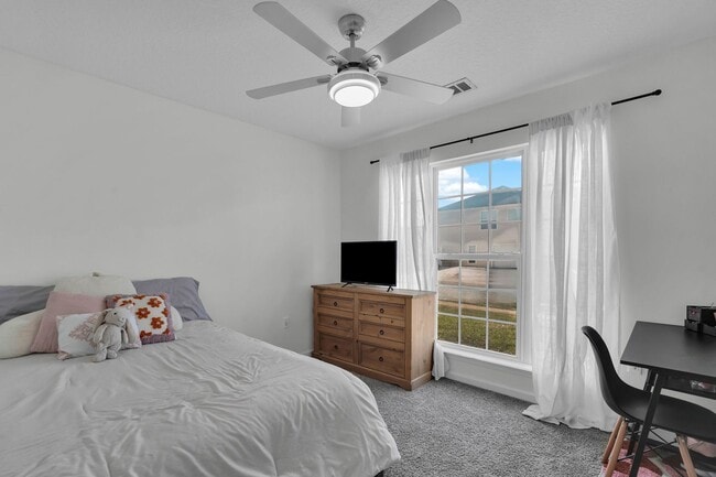 Building Photo - Centrally Located Ranch Home in Richmond Hill
