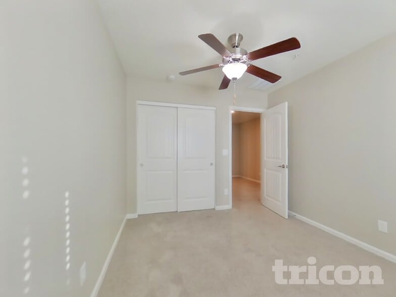 Building Photo - 12565 W Via Dona Rd