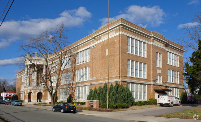 Building Photo - Serenity Manor at Liberty Senior Apartments