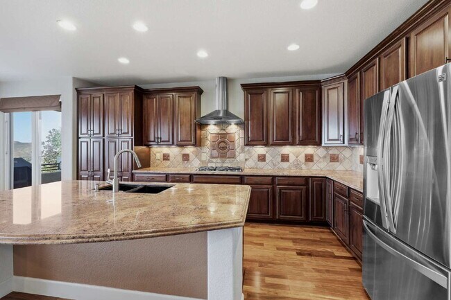 Building Photo - Elegant Arrowcreek Home!