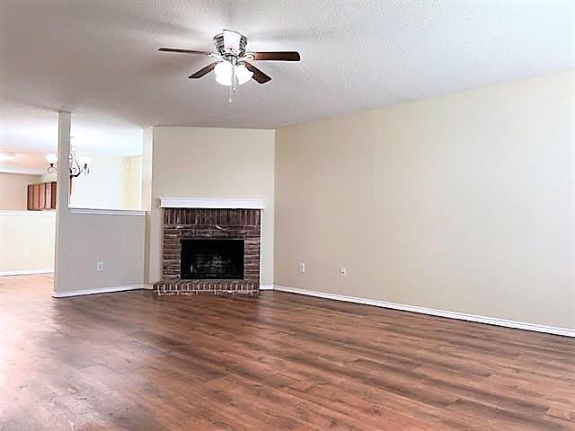 Building Photo - 714 Kinston Ct