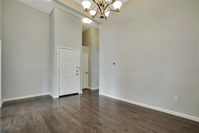 Building Photo - 126 75th St