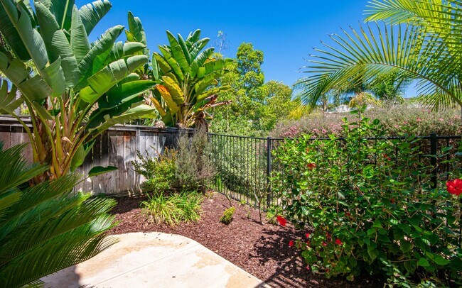 Building Photo - 3 Bd Home in the San Raphael Gated Community!