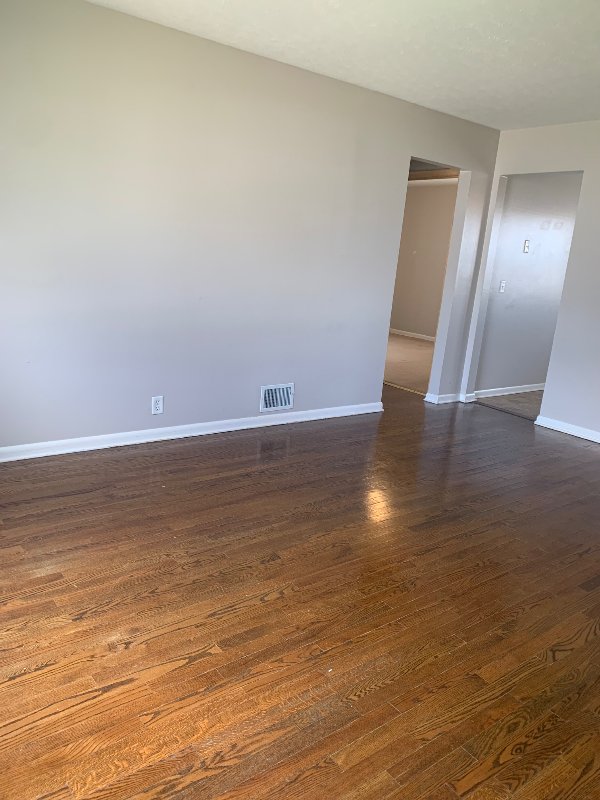 Building Photo - 3480 S 84th St