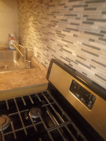 Building Photo - 688 Communipaw Ave