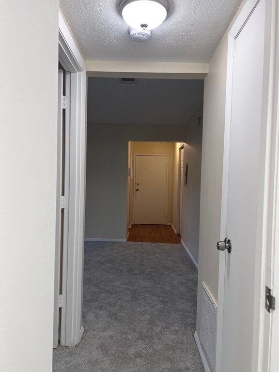 Building Photo - 32 Shrewsbury Green Dr