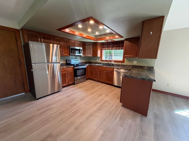 Building Photo - 6597 Tut Terrace