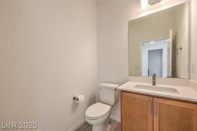 Building Photo - 89 Oratorio Dr