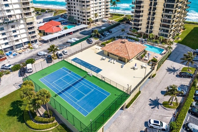 Building Photo - 5460 N Ocean Dr