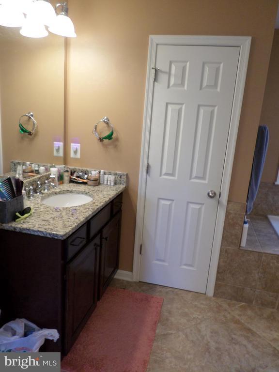 Building Photo - 16318 Boatswain Cir