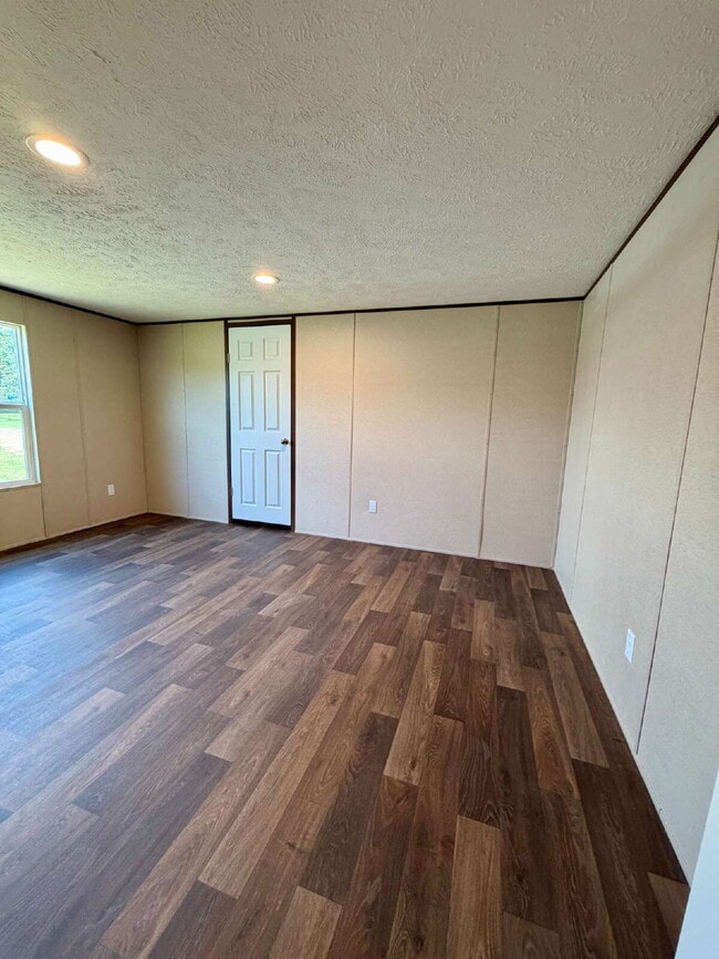 Building Photo - MOBILE HOME FOR RENT IN REHOBETH