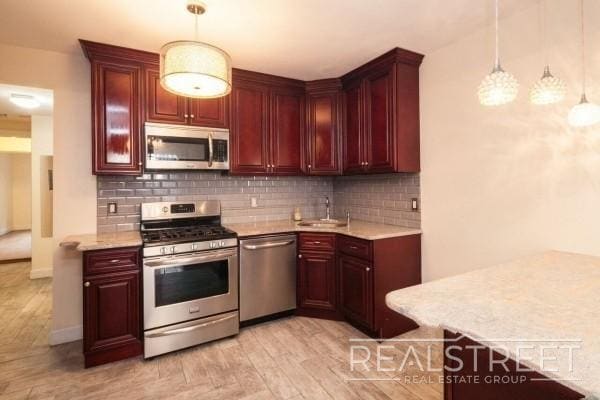 Building Photo - Magnirficent 2 BED in Historic Brownstone w/ Garden & W/D in unit!