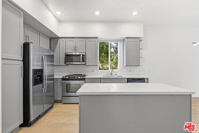 Building Photo - 12920 W Runway Rd