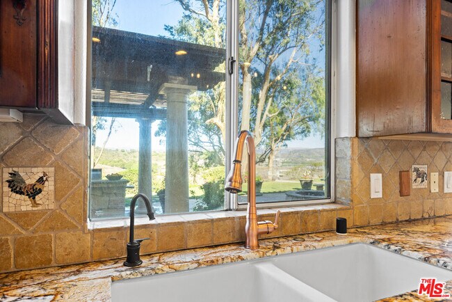 Building Photo - 13045 Ripple Creek Ln