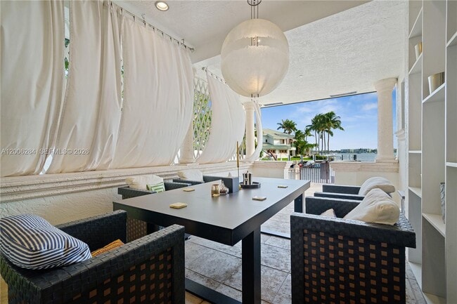 Building Photo - 3300 NE 171 St